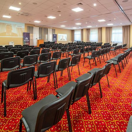 Hotel 500 Тарново-Подґурне Екстер'єр фото